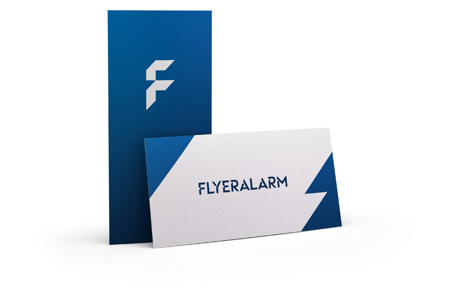 Flyers made from special materials, board with metallic effect