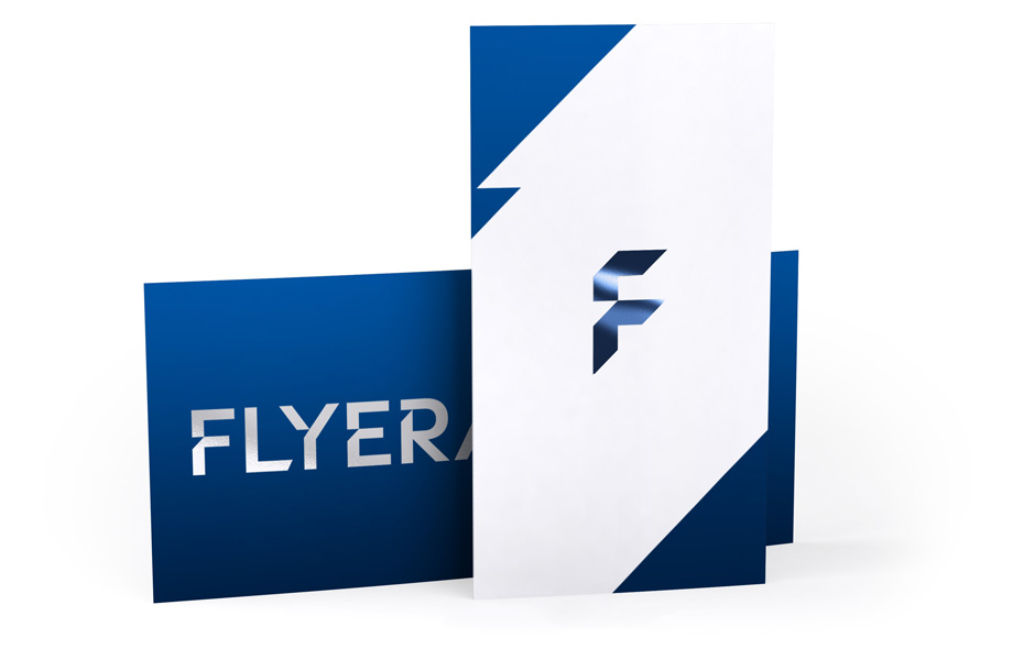 Rectangular postcards, gloss UV varnish